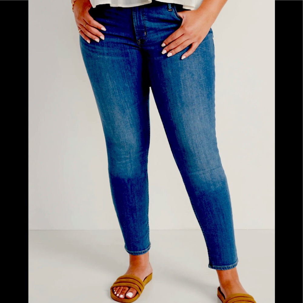 Old Navy - rockstar Super Skinny - size 20 - skinny Jeans - medium wash